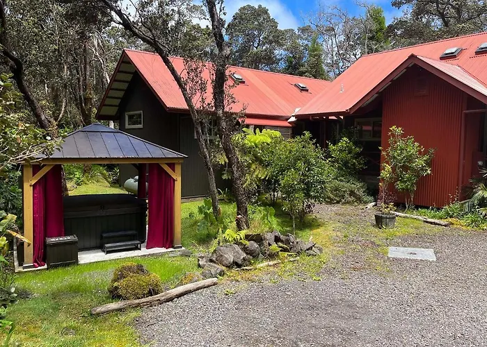 Volcano Village Estates